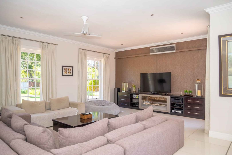 5 Bedroom Property for Sale in Walmer Eastern Cape